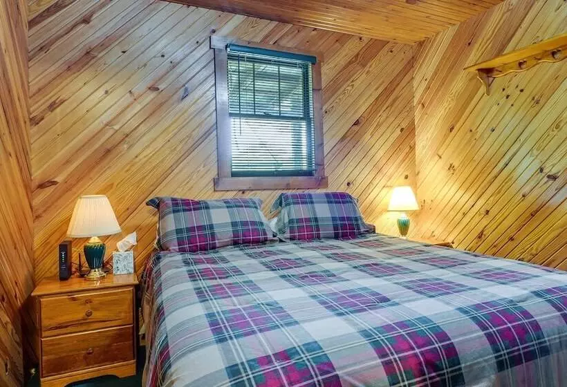 Cozy Green Bank Cabin ~ 2 Mi To Observatory!