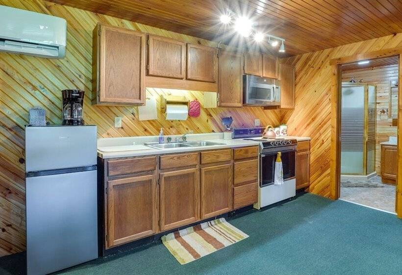 Cozy Green Bank Cabin ~ 2 Mi To Observatory!