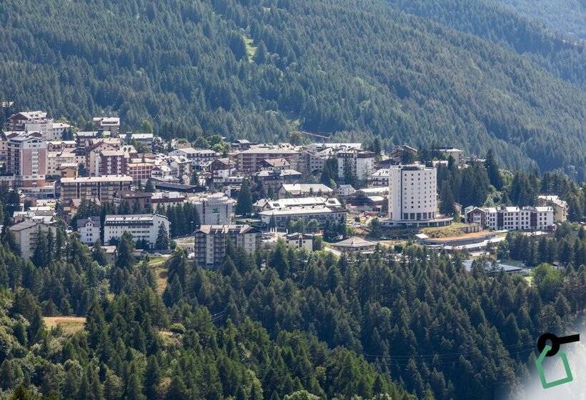 هتل Hotiday Room Collection Sauze Torre