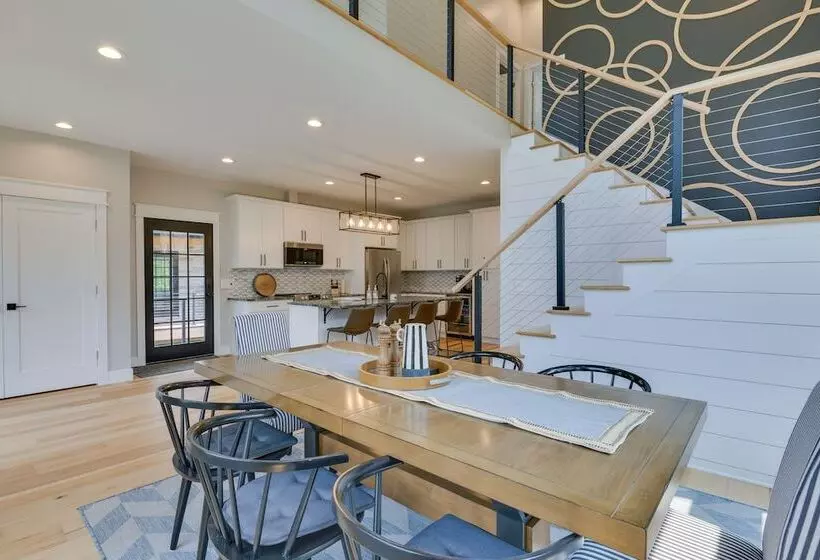 Modern Lake Ontario Escape W/ Beach Access!