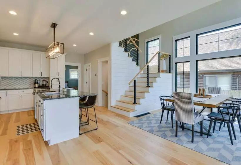 Modern Lake Ontario Escape W/ Beach Access!