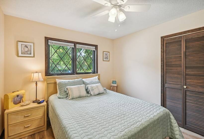 5 Mi To Boardwalk: Myrtle Beach Home Near Golfing