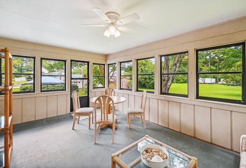 5 Mi To Boardwalk: Myrtle Beach Home Near Golfing