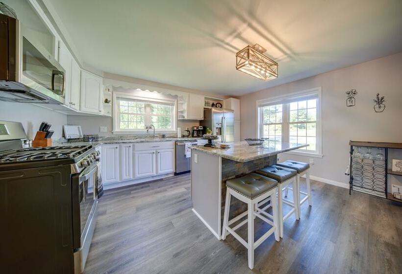 Pet Friendly Centerville Home W/ Fire Pit & Grill