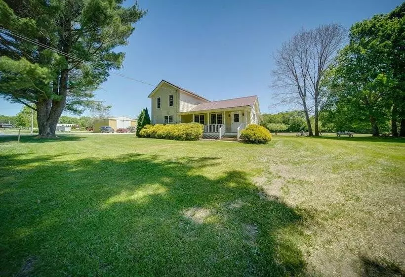 Pet Friendly Centerville Home W/ Fire Pit & Grill