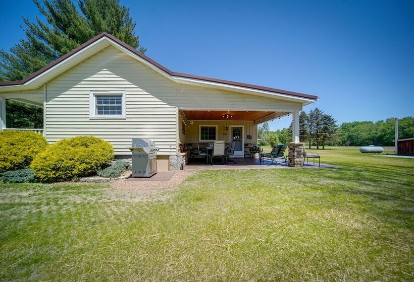 Pet Friendly Centerville Home W/ Fire Pit & Grill