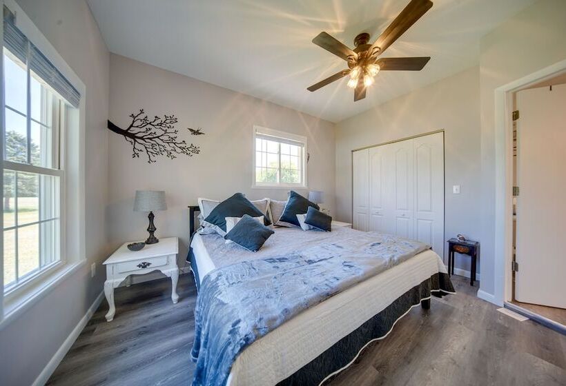 Pet Friendly Centerville Home W/ Fire Pit & Grill