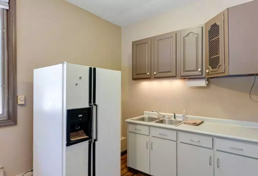 Riverfront Covington Cabin W/ Deck & Fire Pit!