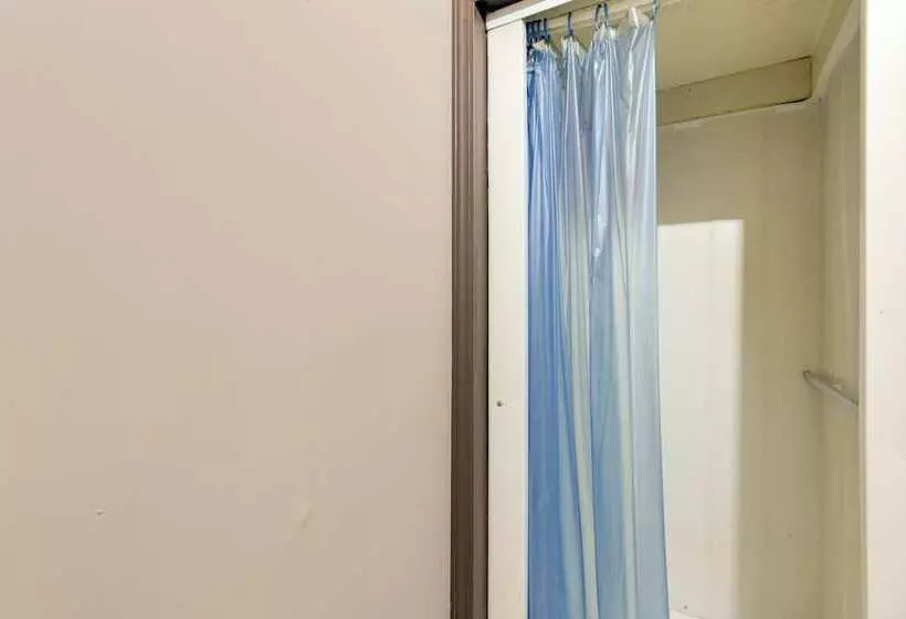 Riverfront Covington Cabin W/ Deck & Fire Pit!