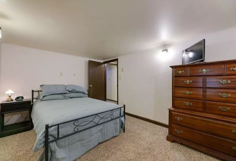 Riverfront Covington Cabin W/ Deck & Fire Pit!