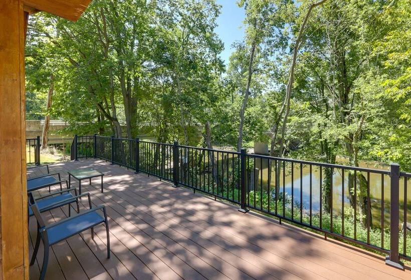 Riverfront Covington Cabin W/ Deck & Fire Pit!
