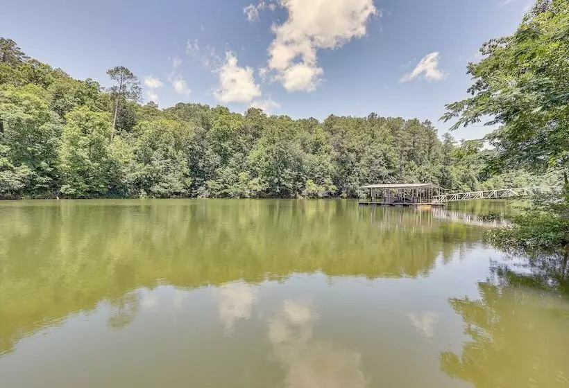 Secluded Alabama Retreat   Lewis Smith Lake Access