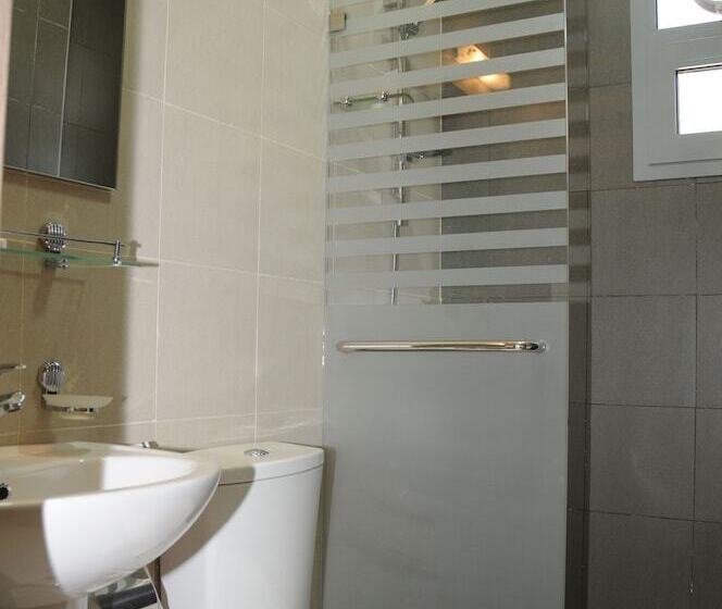 Al Muhanna Plaza Luxury Apartments