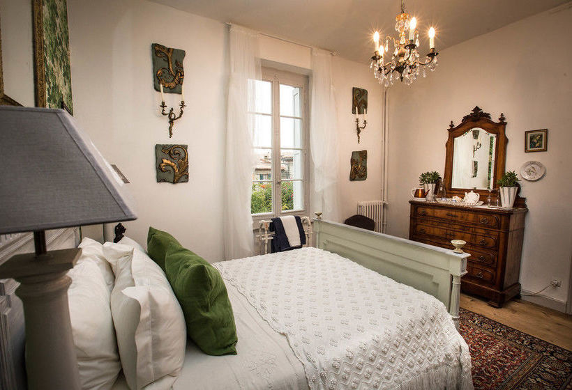 Carcassonne Bed And Breakfast