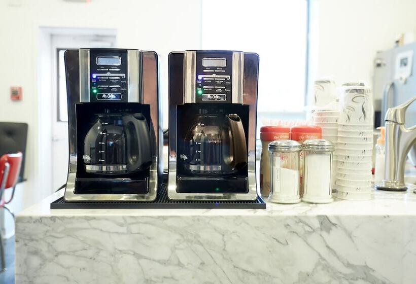 فندق صغير Highroad Washington Dc