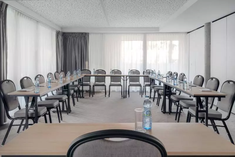 هتل Almond Business & Spa By Grano Gdańsk
