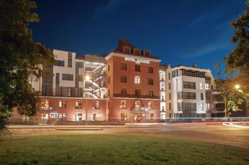هتل Almond Business & Spa By Grano Gdańsk
