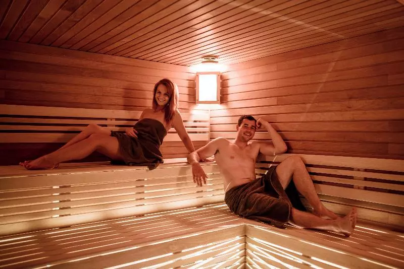 هتل Almond Business & Spa By Grano Gdańsk