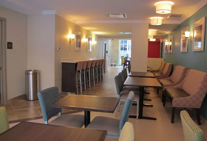 Best Western Plus Hotel Montreal