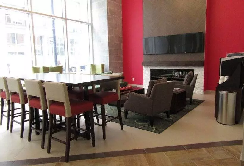 Best Western Plus Hotel Montreal