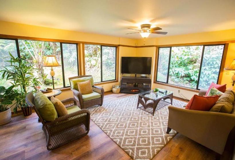 Отель Hale Mauna Loa