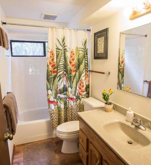 Отель Hale Mauna Loa