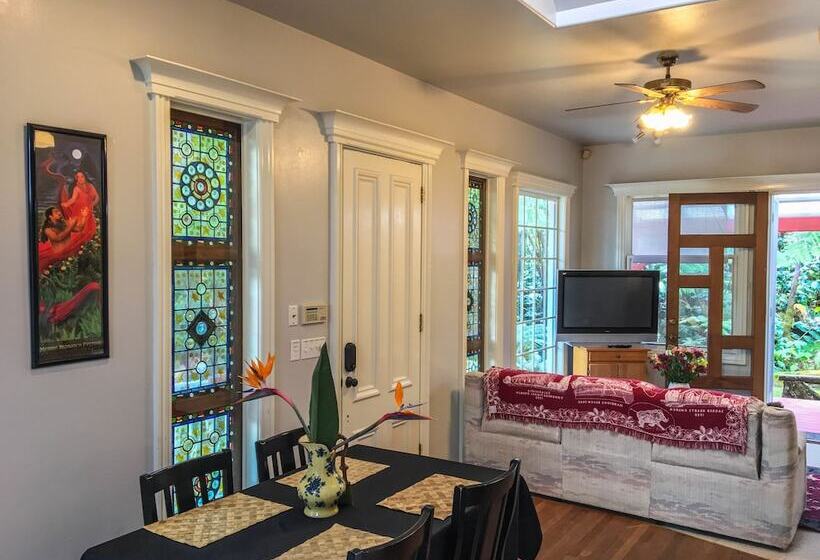 Szálloda Hale Nahele