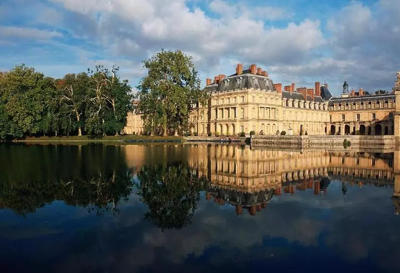 ホテル Ibis Budget Fontainebleau Avon