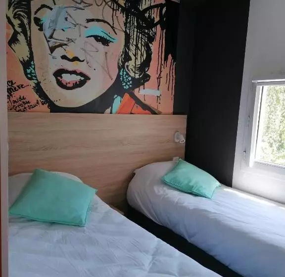 Hôtel Kyriad Direct Martigues
