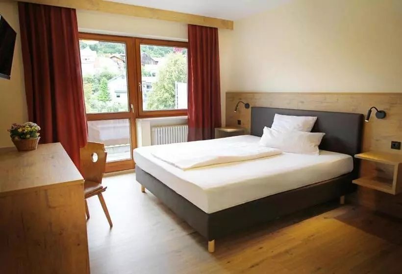 Hotelli Landgasthof Baumgartner