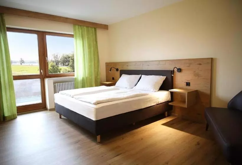 Hotelli Landgasthof Baumgartner