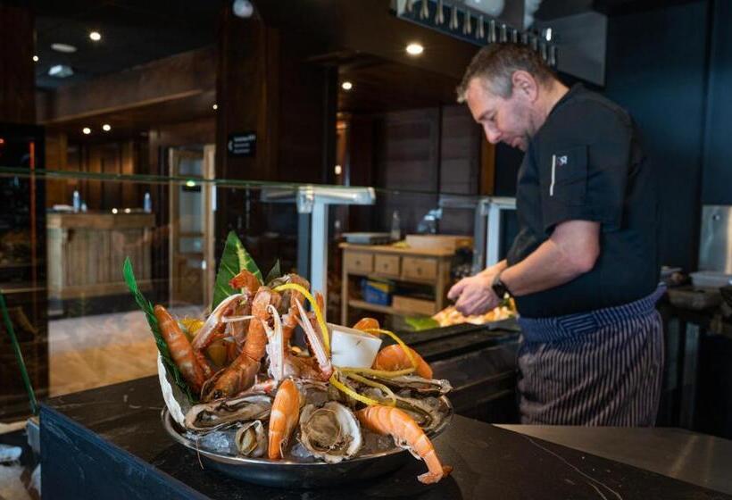 هتل Le Levanna By Les Etincelles