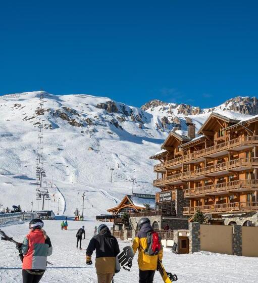 هتل Le Levanna By Les Etincelles