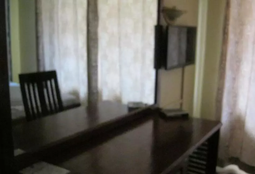 Iris Hotel Dar Es Salaam