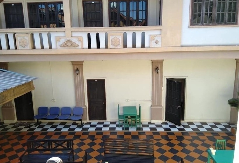 בית מלון כפרי Vientiane Star