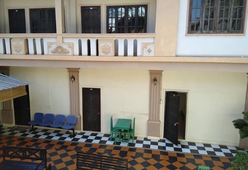 בית מלון כפרי Vientiane Star