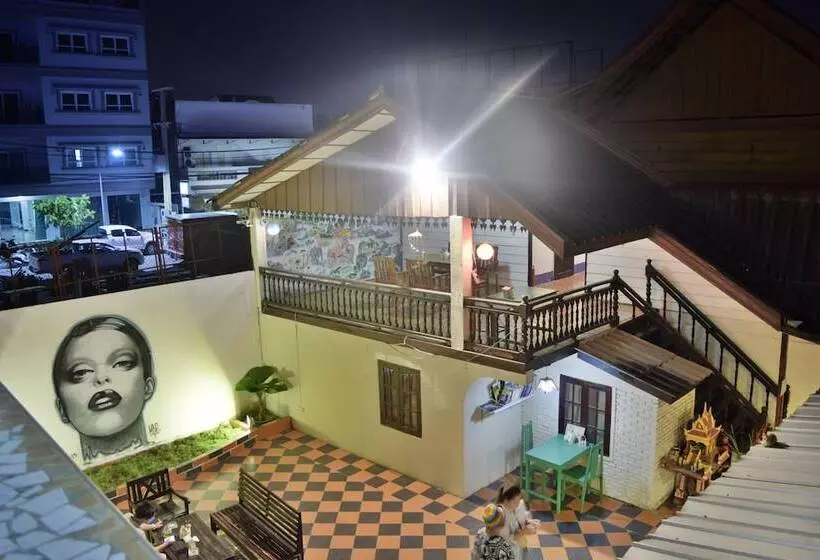 Hotelli Vientiane Star