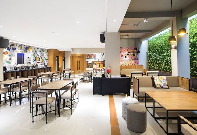 酒店 Yellow Star Ambarukmo