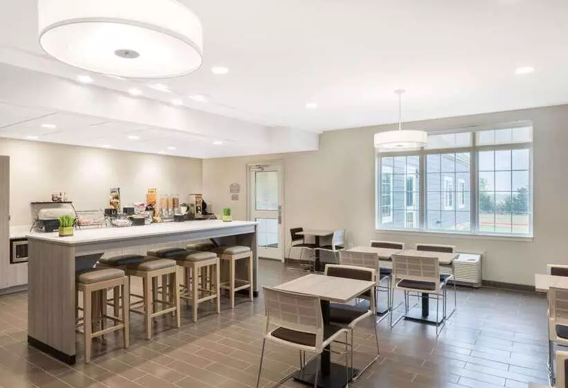 Microtel Inn & Suites By Wyndham Perry