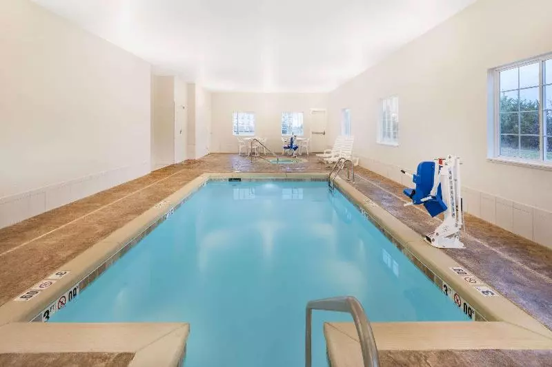 Microtel Inn & Suites By Wyndham Perry