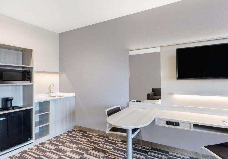 Microtel Inn & Suites By Wyndham Perry