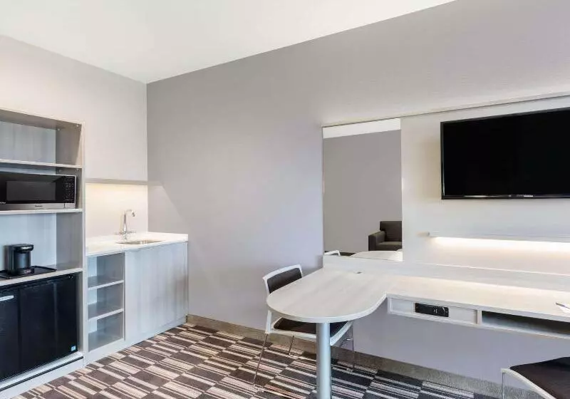 Microtel Inn & Suites By Wyndham Perry