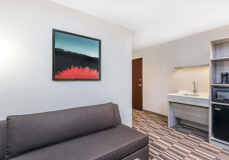 Microtel Inn & Suites By Wyndham Perry