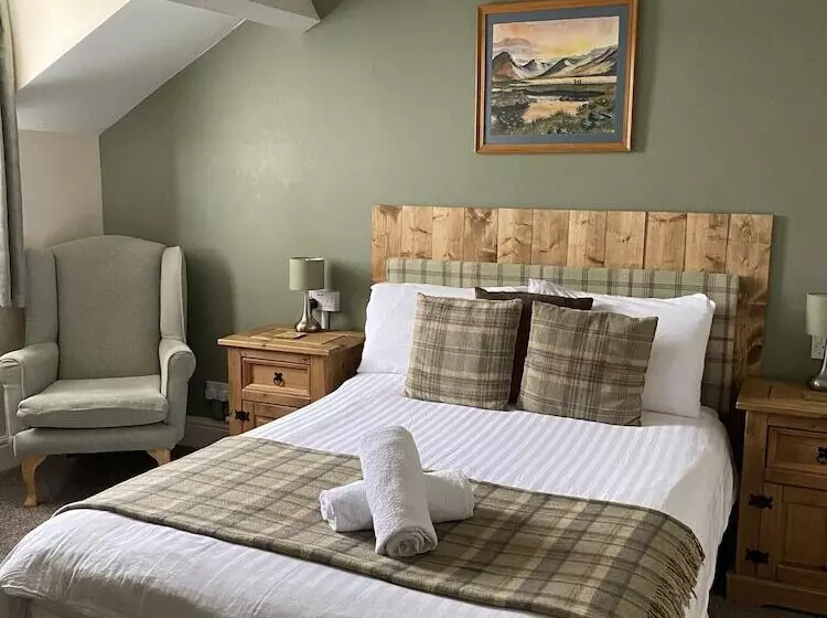 Majatalo Number 19 Guest House   4 Miles From Barrow In Furness   1 Mile From Safari Zoo