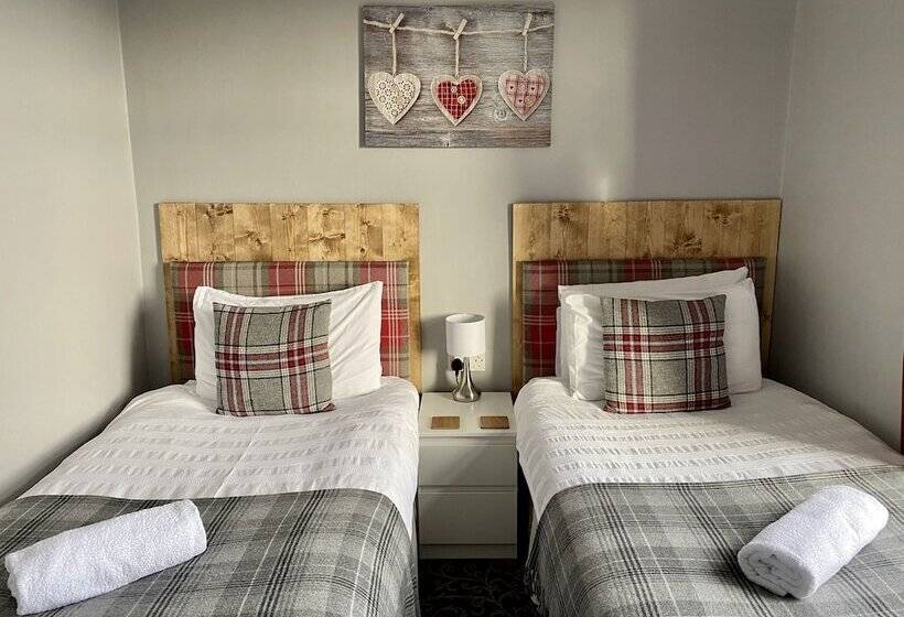 펜션 Number 19 Guest House   4 Miles From Barrow In Furness   1 Mile From Safari Zoo