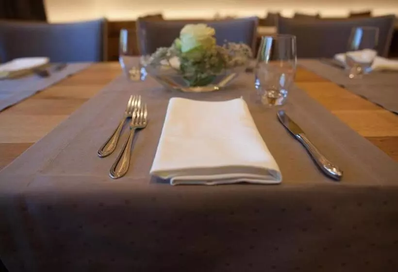 Rührberger Hof Hotel & Restaurant Grenzach Wyhlen Bei Basel