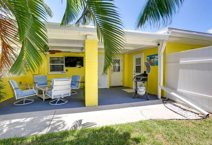Bradenton Vacation Rental: Gas Grill & Water Views