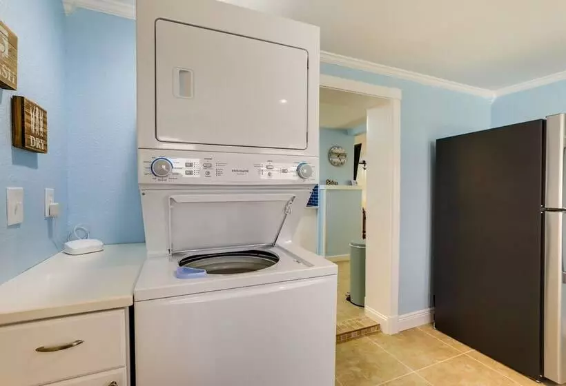 Bradenton Vacation Rental: Gas Grill & Water Views