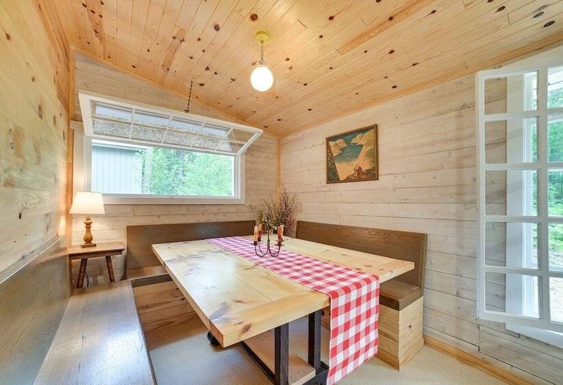 Enchanted Lake Huron Cottage W/ Beach Access!