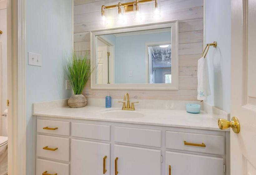 Creekfront Dauphin Island Cottage: Walk To Gulf!